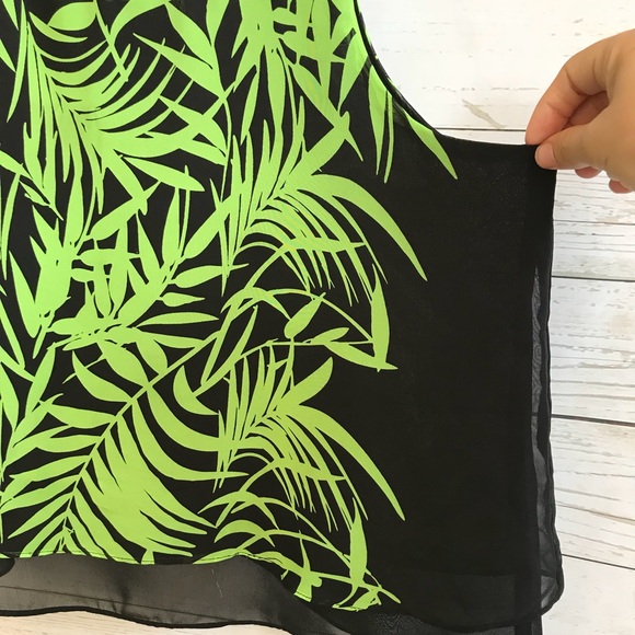Bisou Bisou blouse tank green/black size medium - Picture 7 of 11